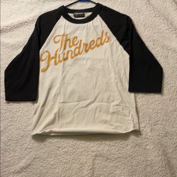 Clothes - Picture 15 of 16